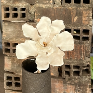 Fleur en porcelaine